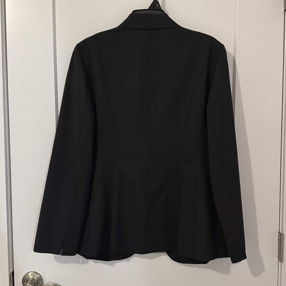 Blazer 🖤🖤 - Picture 4 of 4